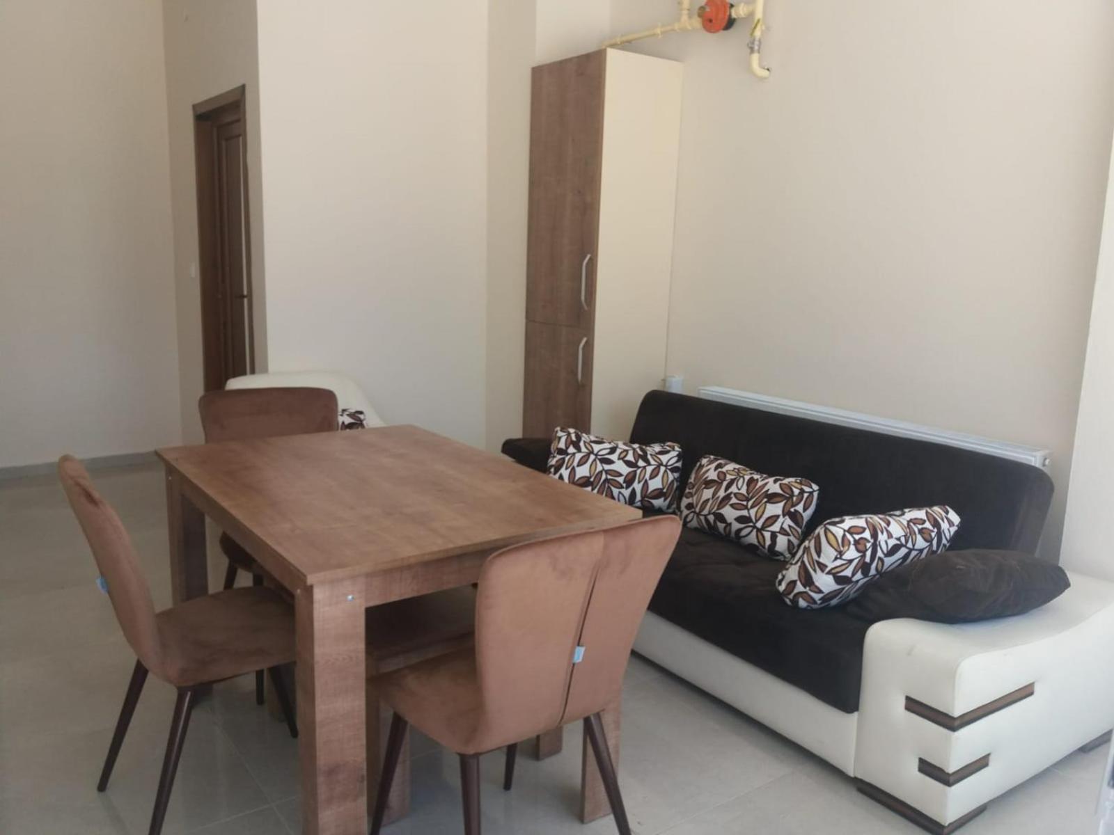 ארזינג'אן Zseven Butik Otel מראה חיצוני תמונה