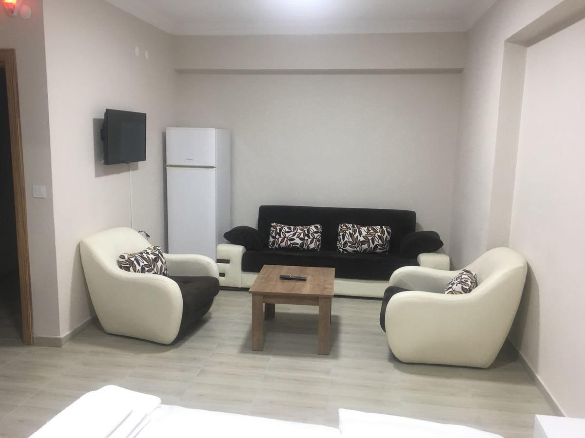 ארזינג'אן Zseven Butik Otel מראה חיצוני תמונה