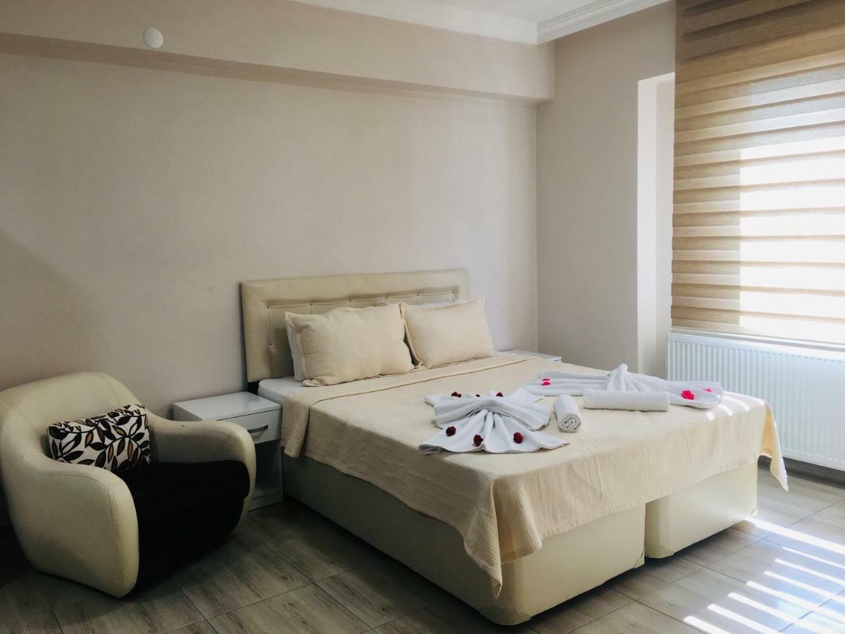 ארזינג'אן Zseven Butik Otel מראה חיצוני תמונה