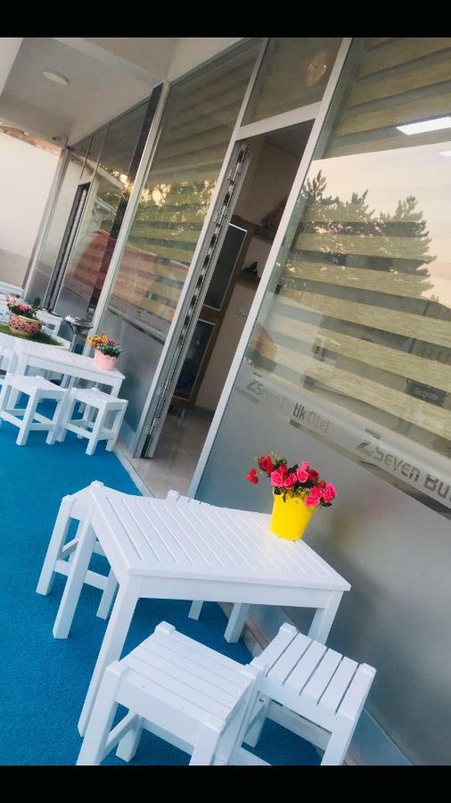 ארזינג'אן Zseven Butik Otel מראה חיצוני תמונה