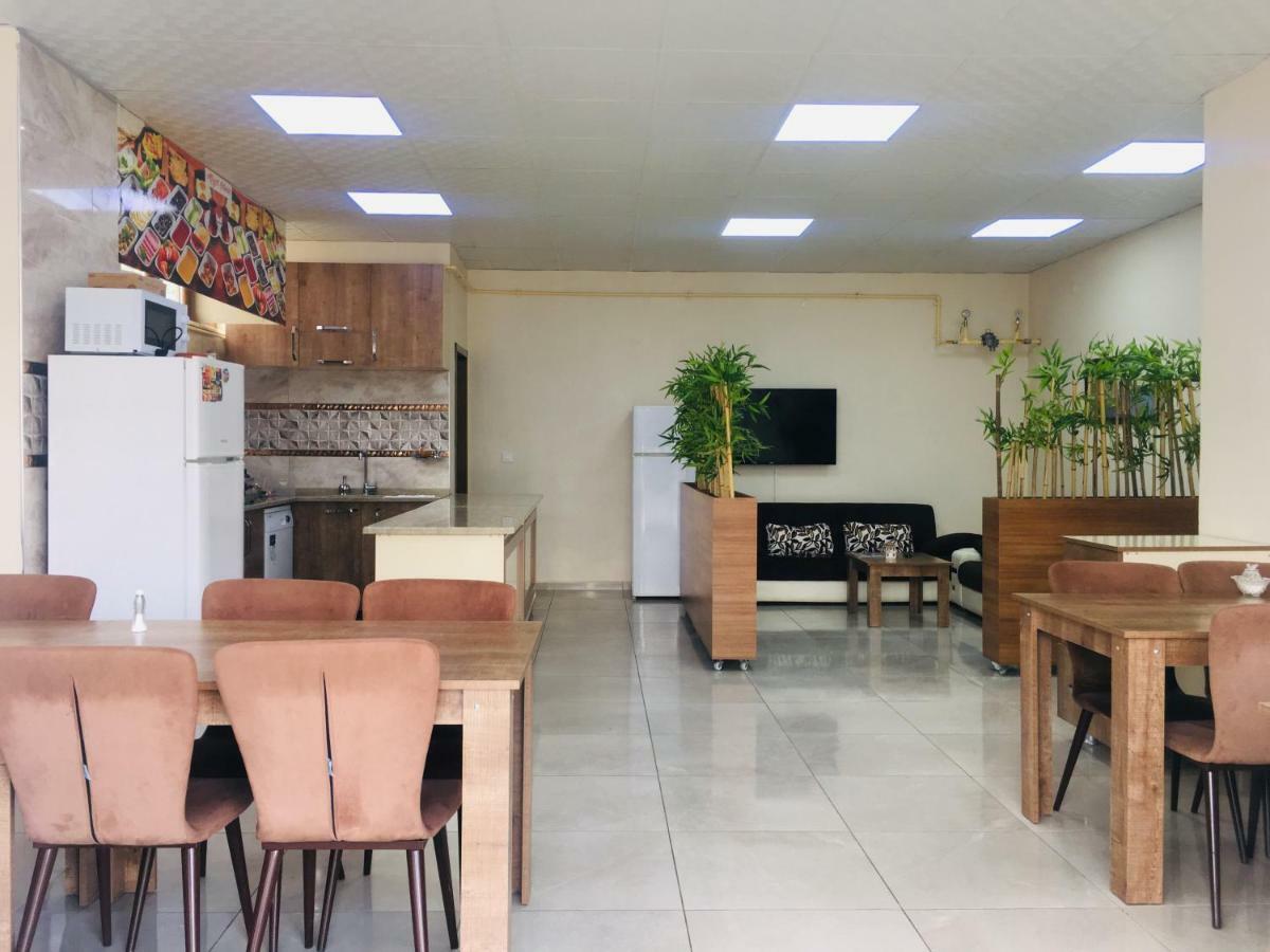 ארזינג'אן Zseven Butik Otel מראה חיצוני תמונה